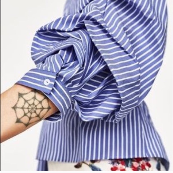 Zara blue white striped wrap blouse - Picture 2 of 4